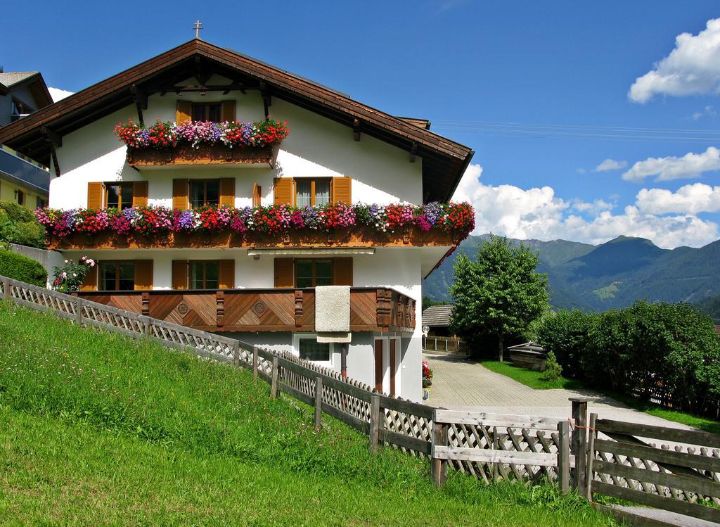 Haus Christina Hotel Trins Exterior photo